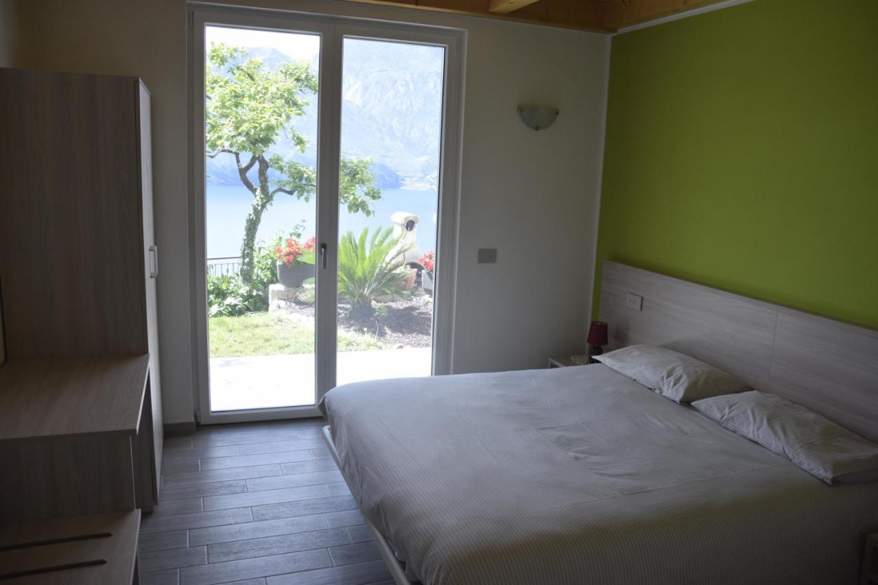 Casa Baceschi Apartment Malcesine Bagian luar foto